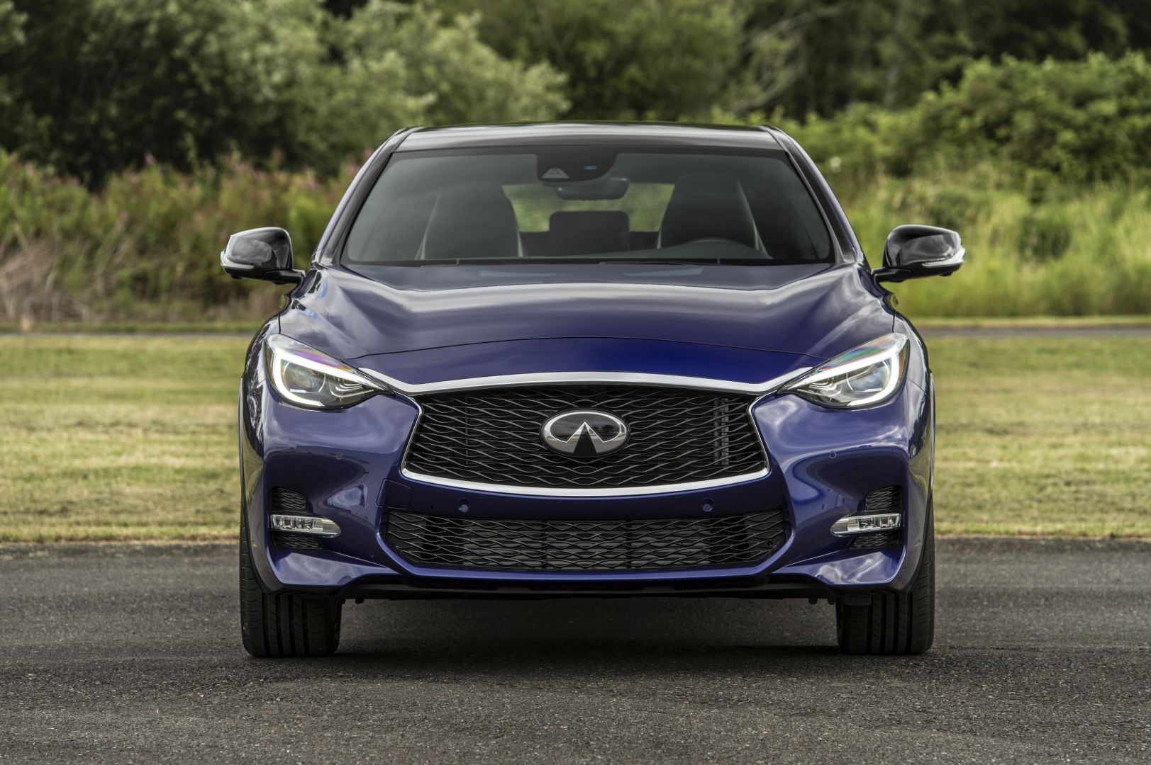 Infiniti Qx30 photo 15