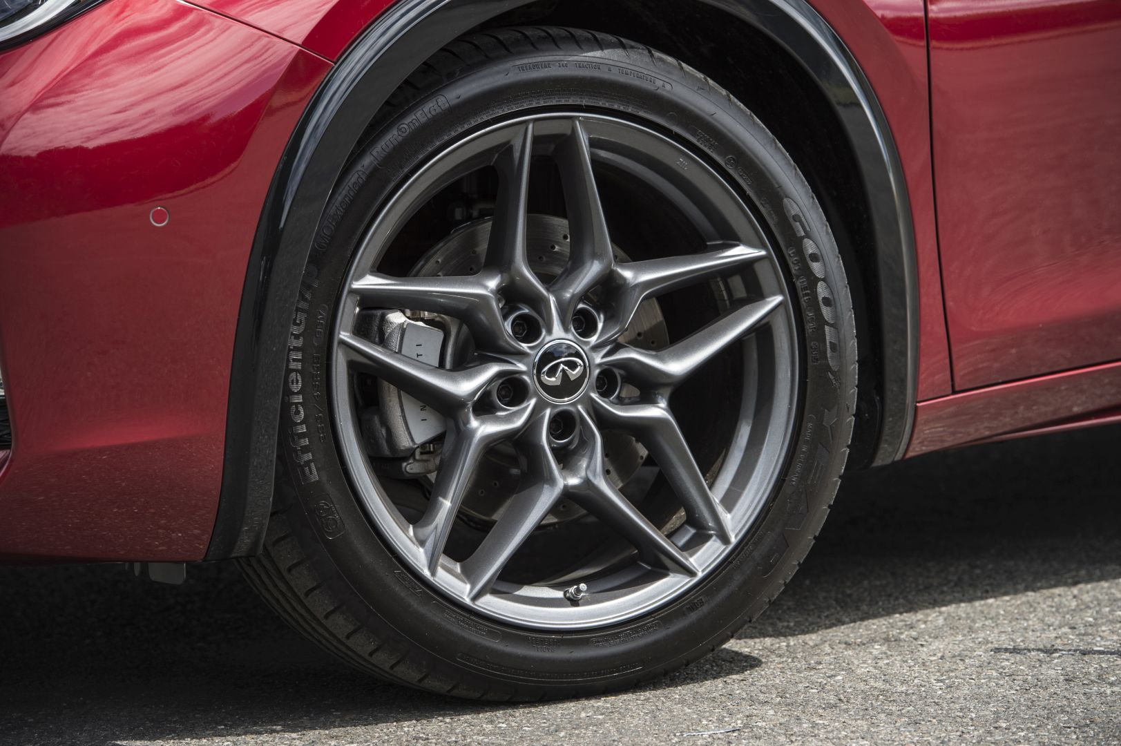 Infiniti Qx30 photo 25