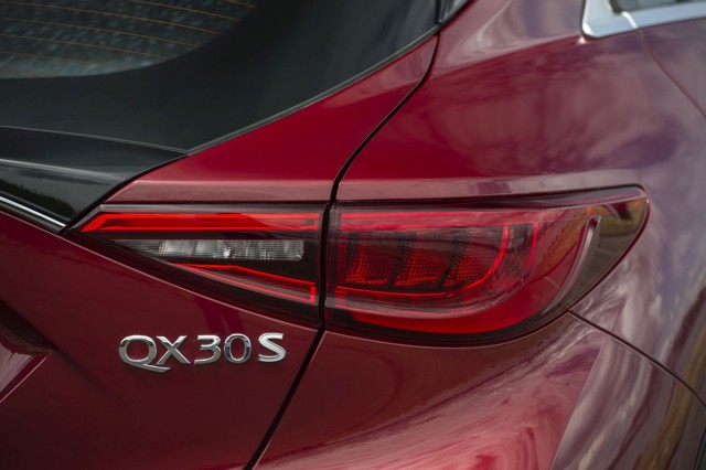 Infiniti Qx30 foto 30