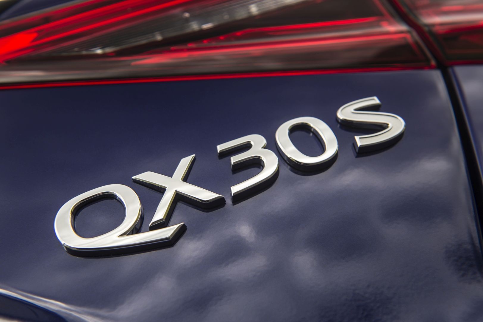 Infiniti Qx30 photo 38