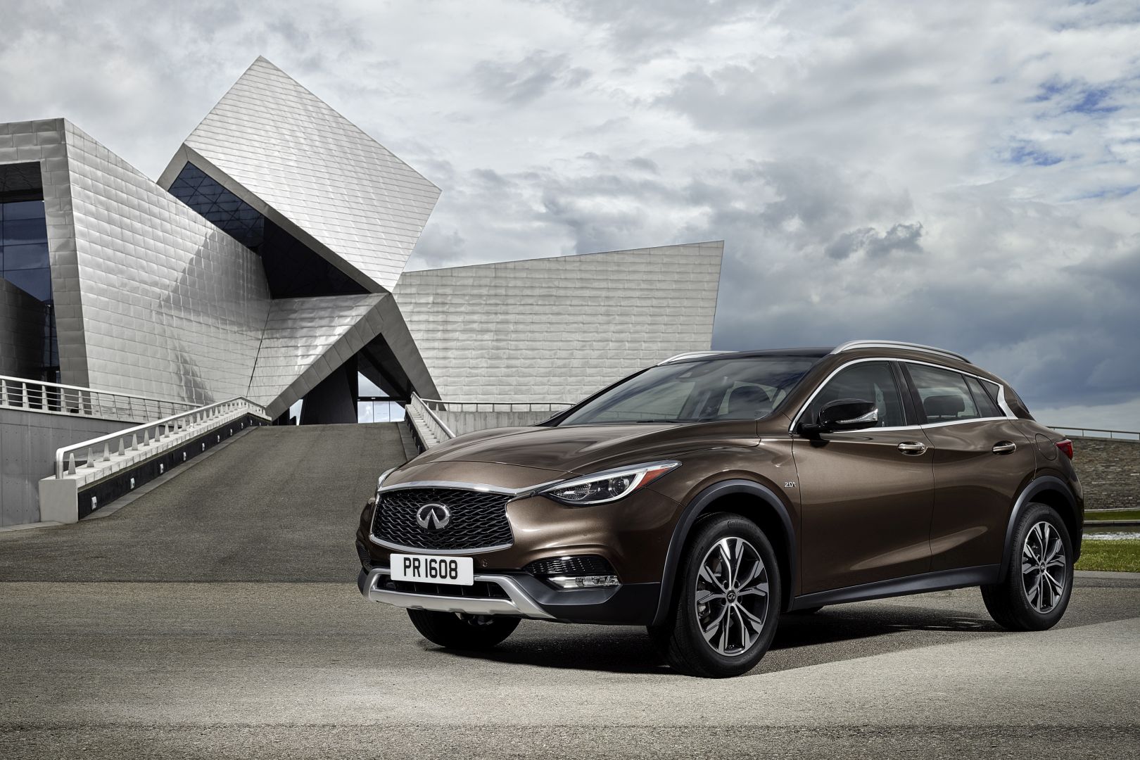 Infiniti Qx30 photo 44