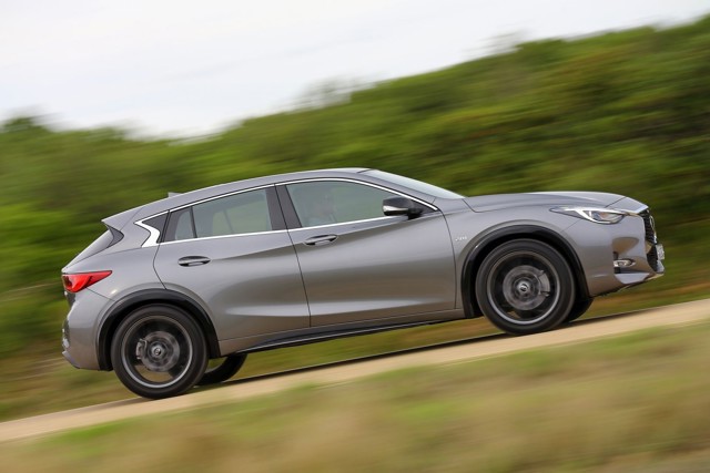 Infiniti Qx30 foto 52