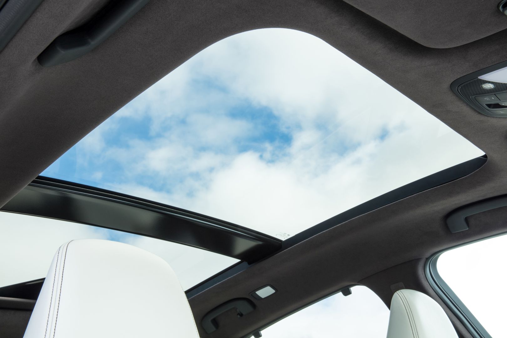 Infiniti Qx50 photo 157