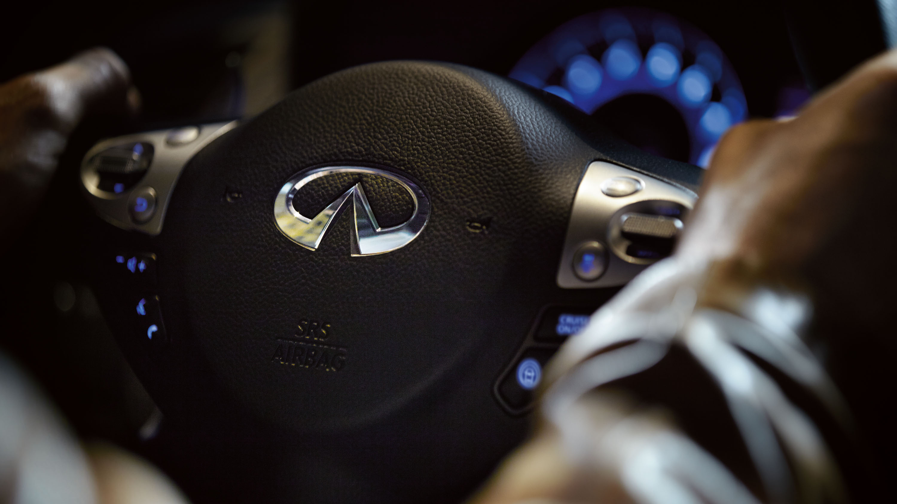 Infiniti Qx70 photo 17