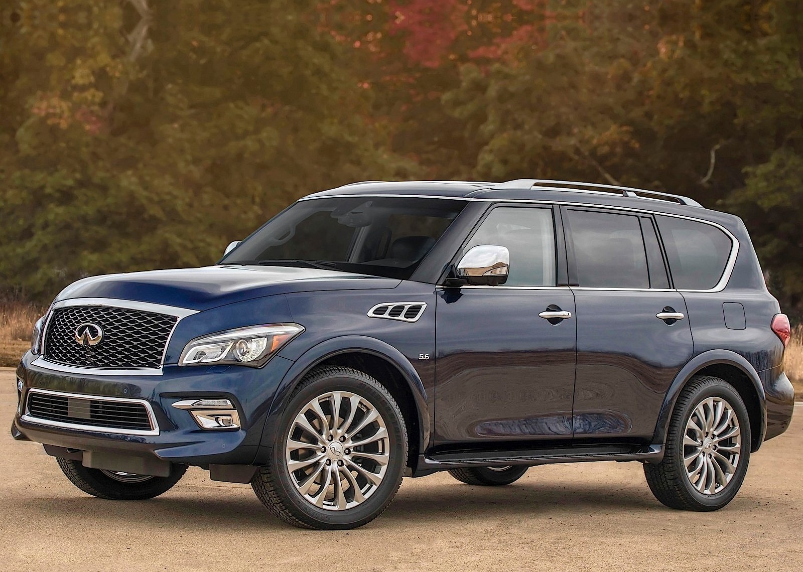 Infiniti Qx80 photo 11