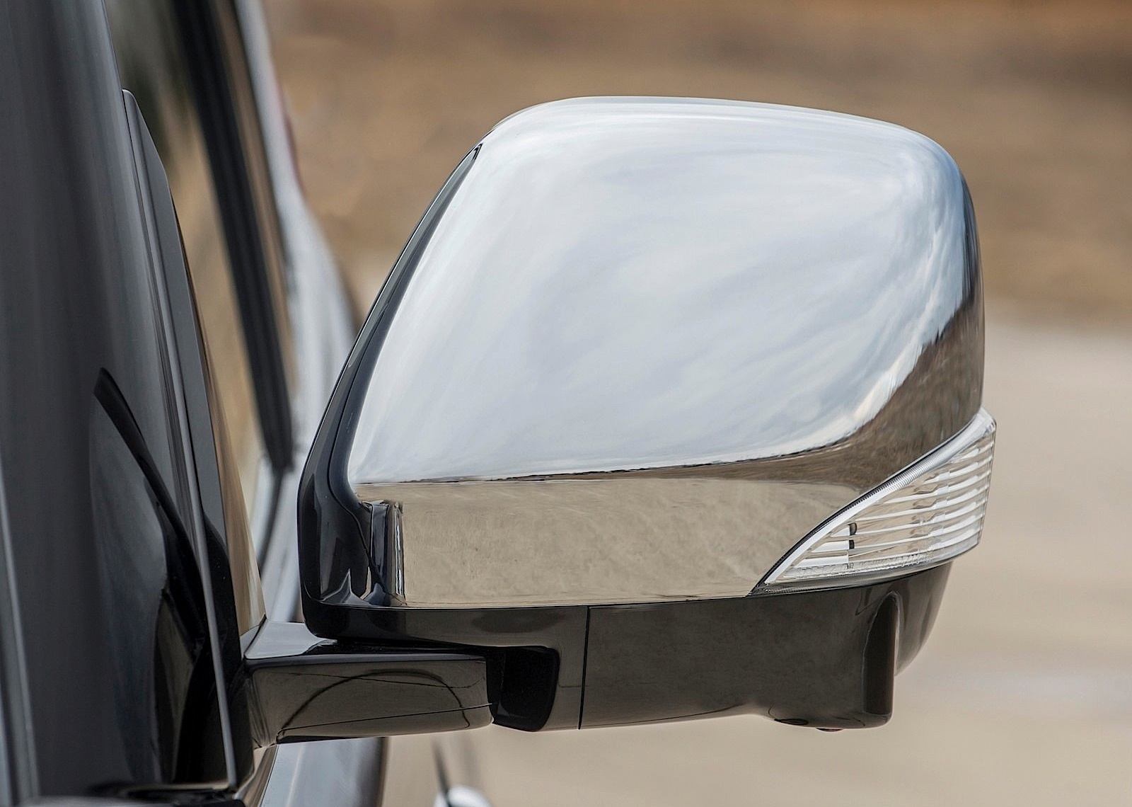 Infiniti Qx80 photo 15