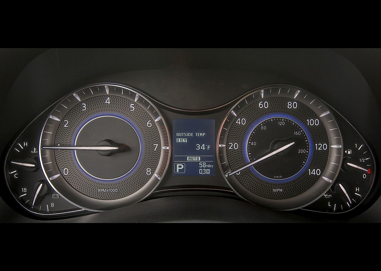 Infiniti Qx80 photo 21