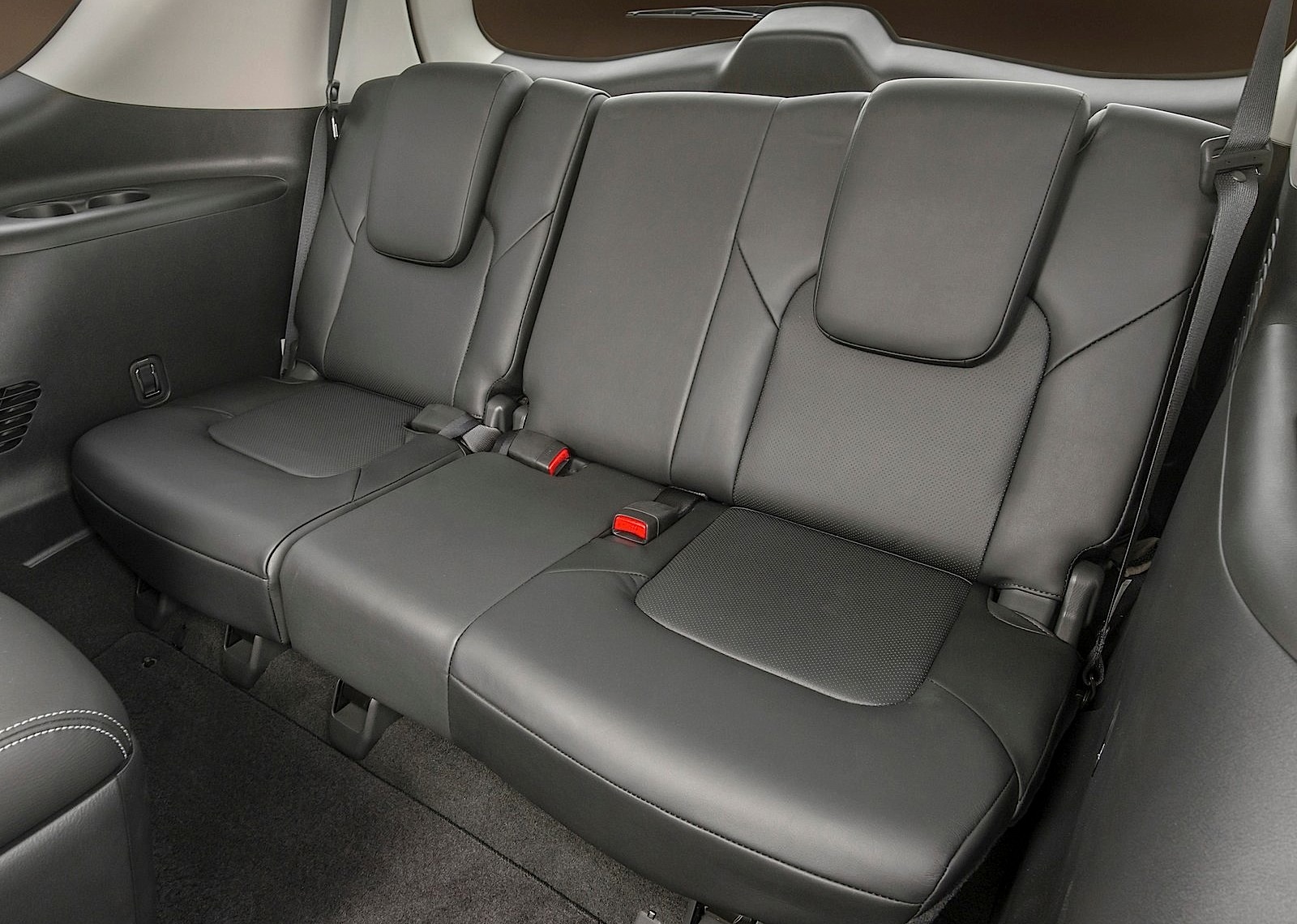 Infiniti Qx80 photo 22