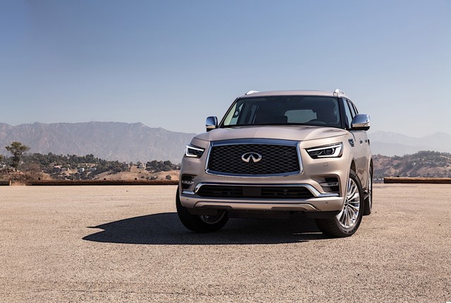 Infiniti Qx80 photo 2
