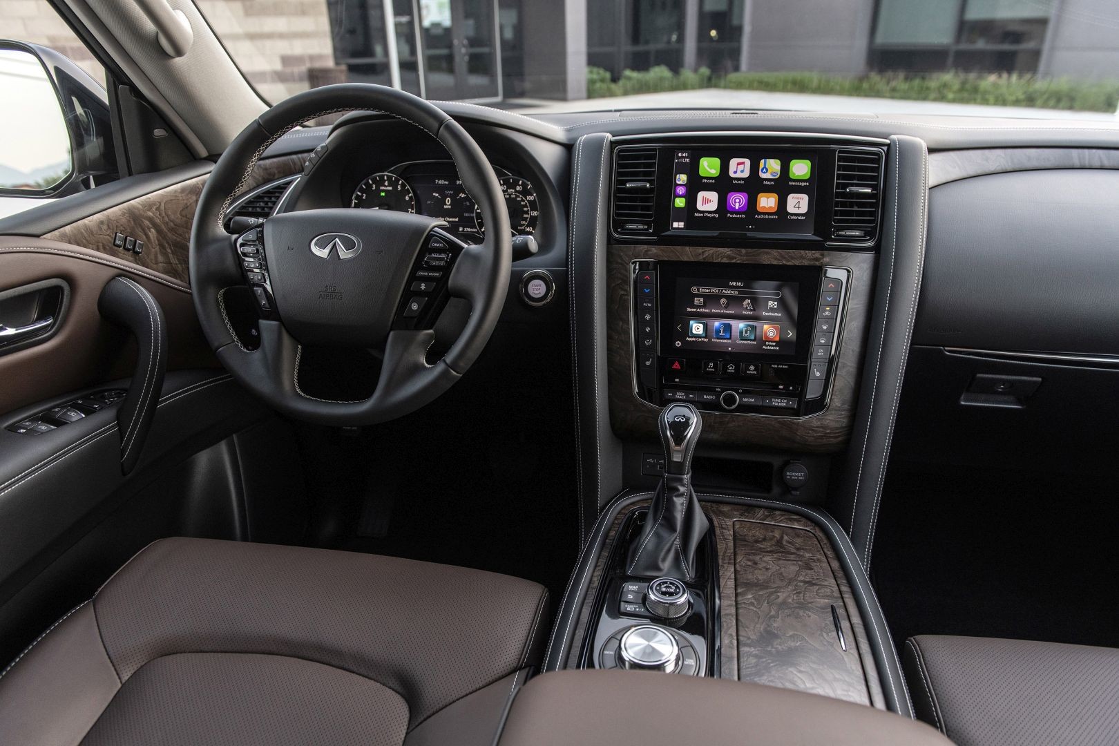 Infiniti Qx80 photo 33