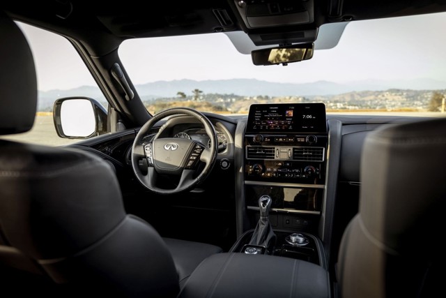 Infiniti Qx80 photo 52