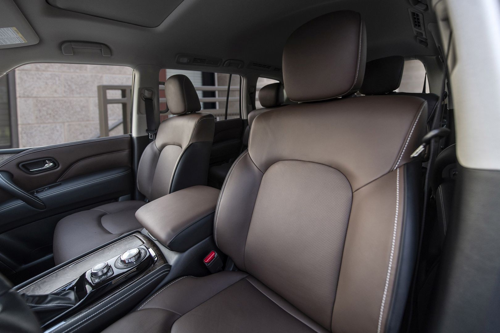 Infiniti Qx80 photo 35