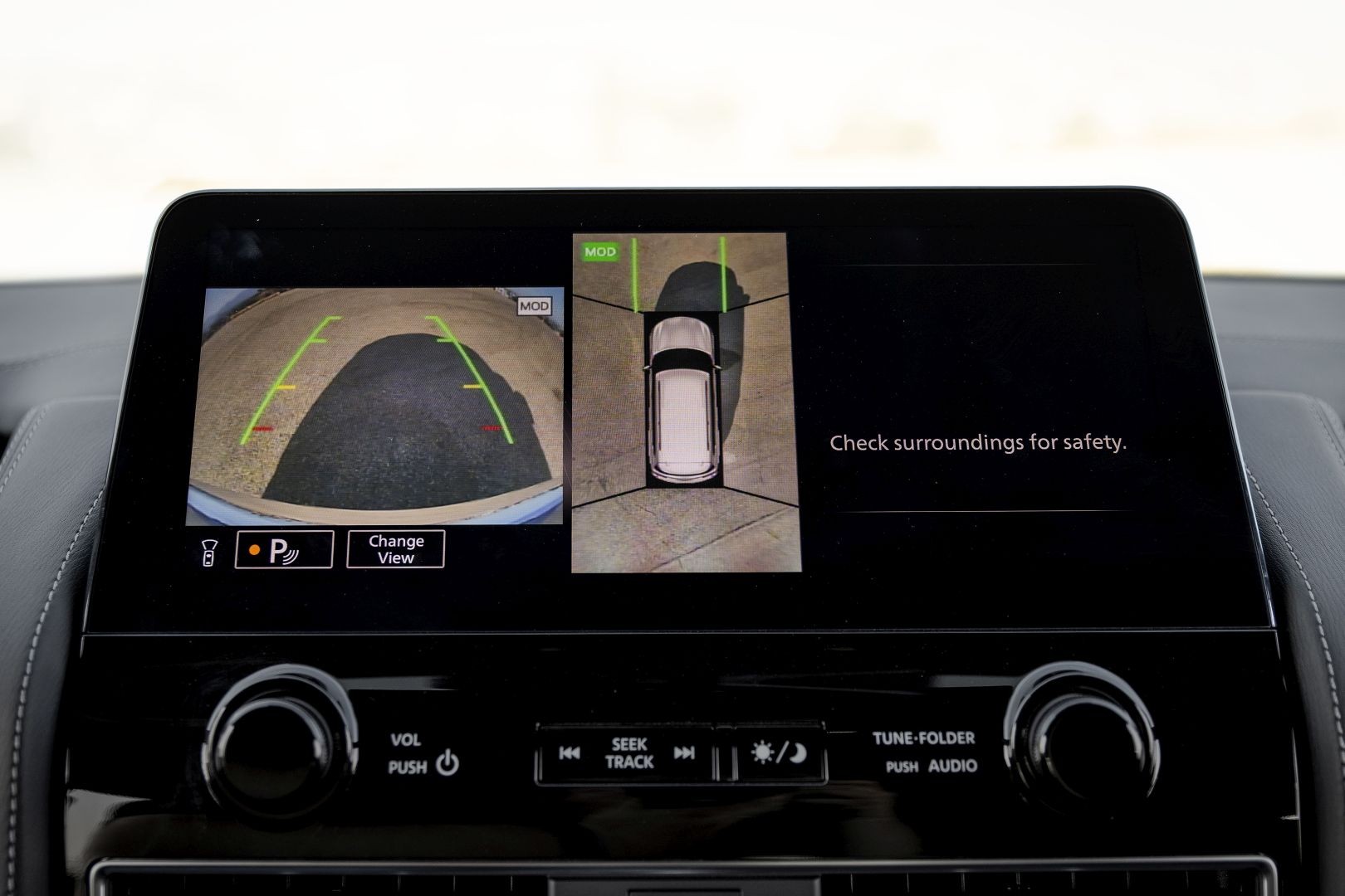 Infiniti Qx80 photo 63