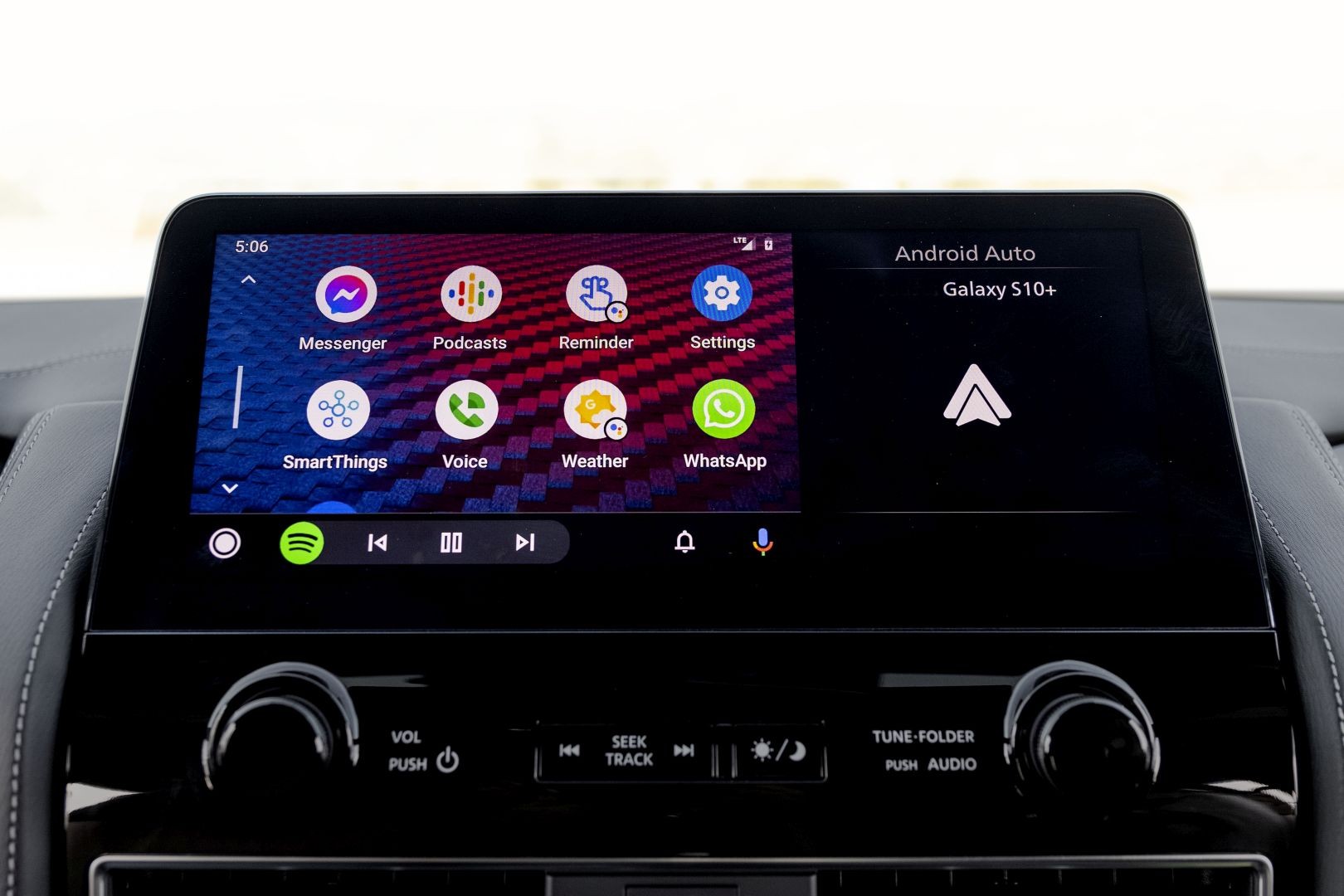 Infiniti Qx80 photo 64