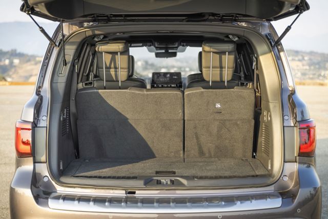 Infiniti Qx80 photo 75