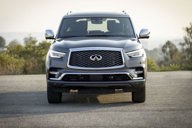 Infiniti Qx80 photo 25