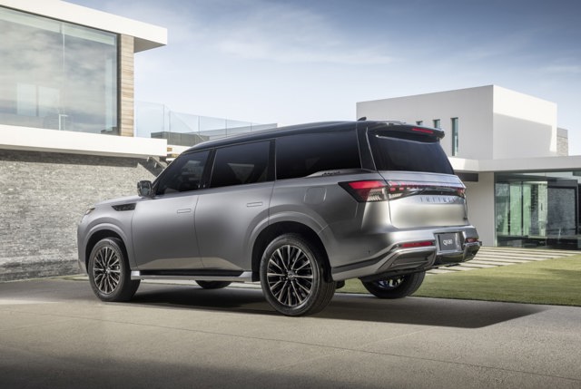 Infiniti Qx80 foto 2