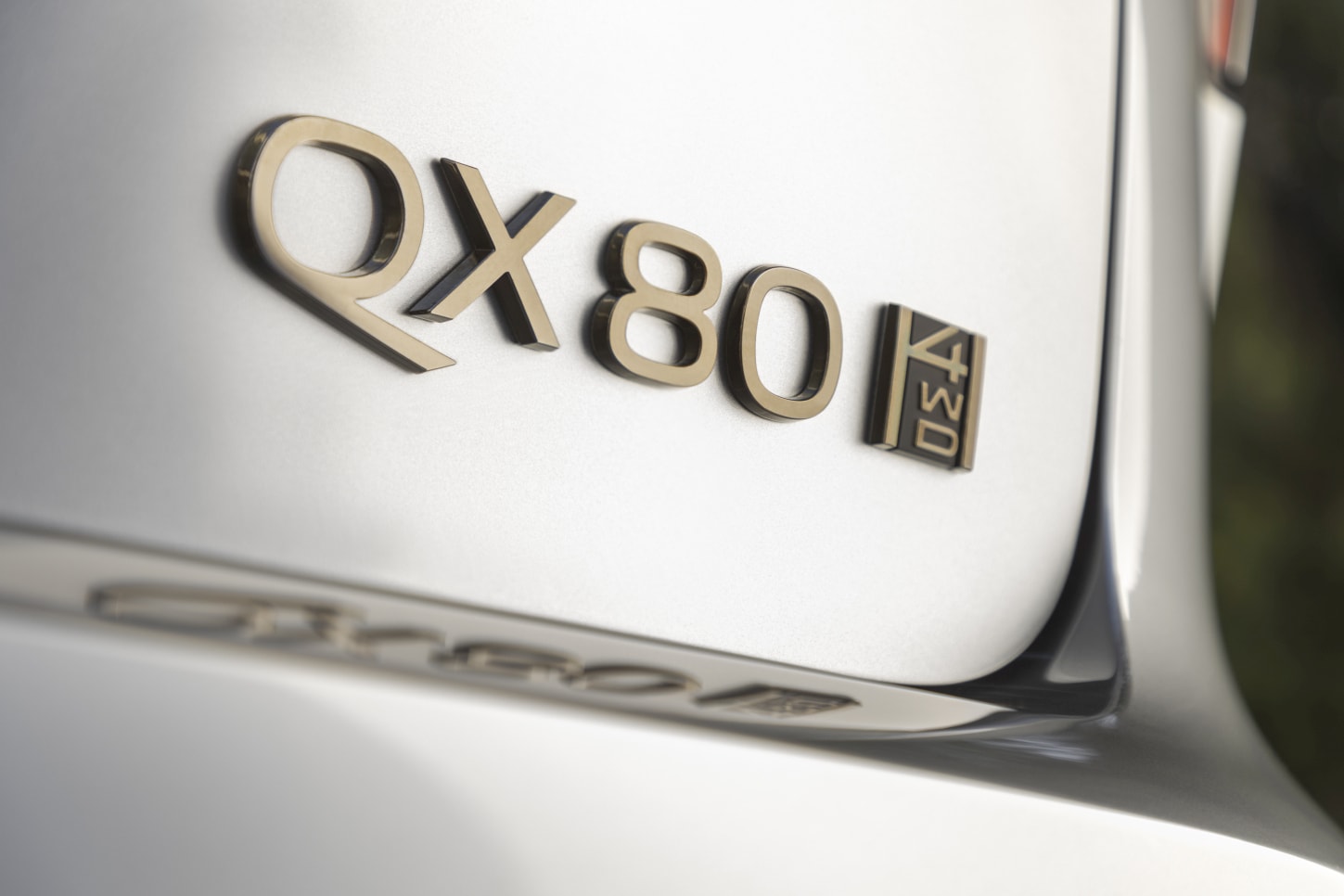 Infiniti Qx80 photo 4