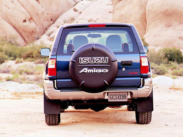 Isuzu Amigo 3 Doors photo 3