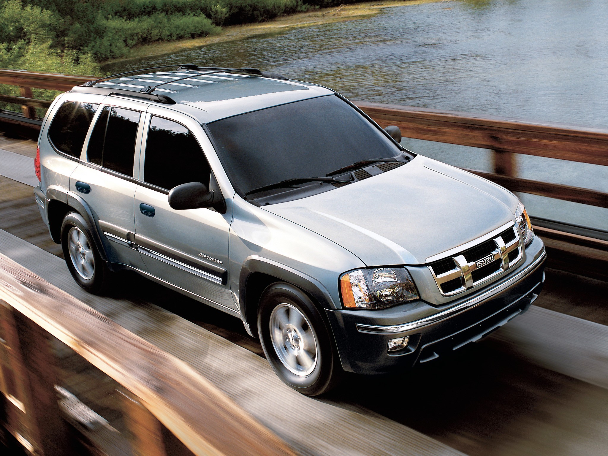 Isuzu Ascender photo 11