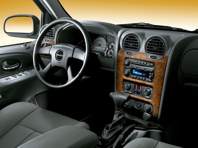 Isuzu Ascender photo 16