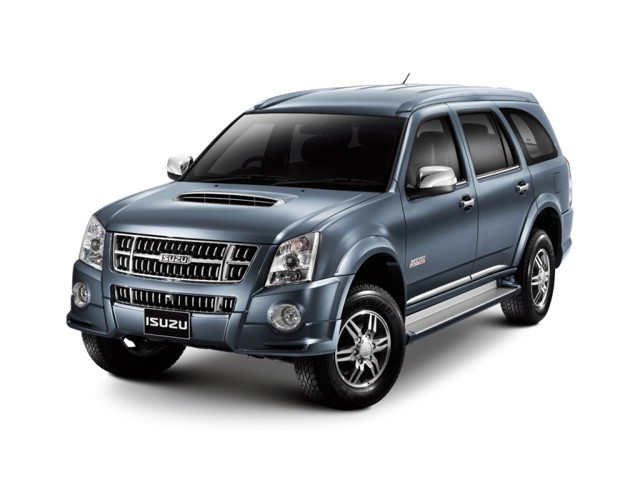 Isuzu Mu-7 Foto 10
