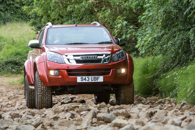 Isuzu Rodeo / D-Max photo 17