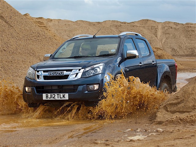 Isuzu Rodeo / D-Max photo 11