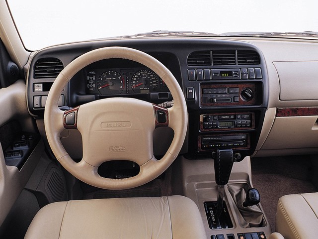 Isuzu Trooper 5 Doors photo 16