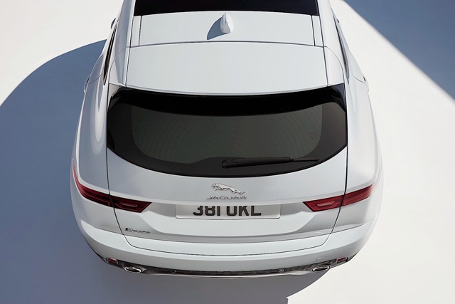 Jaguar E-Pace photo 11