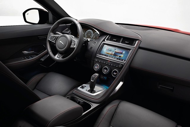 Jaguar E-Pace photo 48