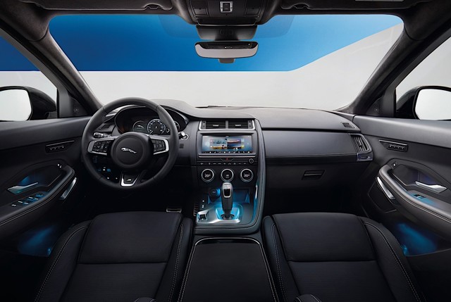 Jaguar E-Pace photo 49