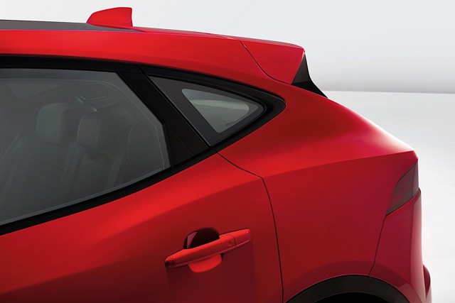 Jaguar E-Pace photo 33