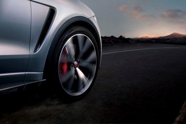 Jaguar F-Pace Svr foto 17