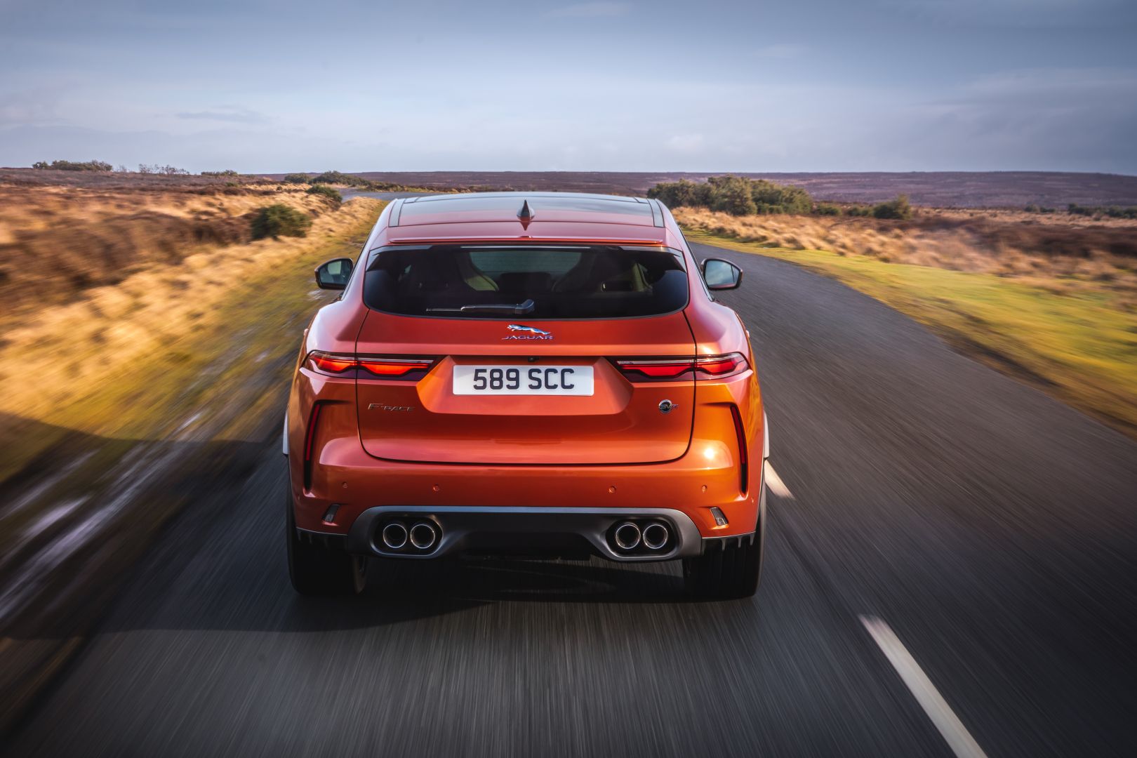 Jaguar F-Pace Svr photo 24