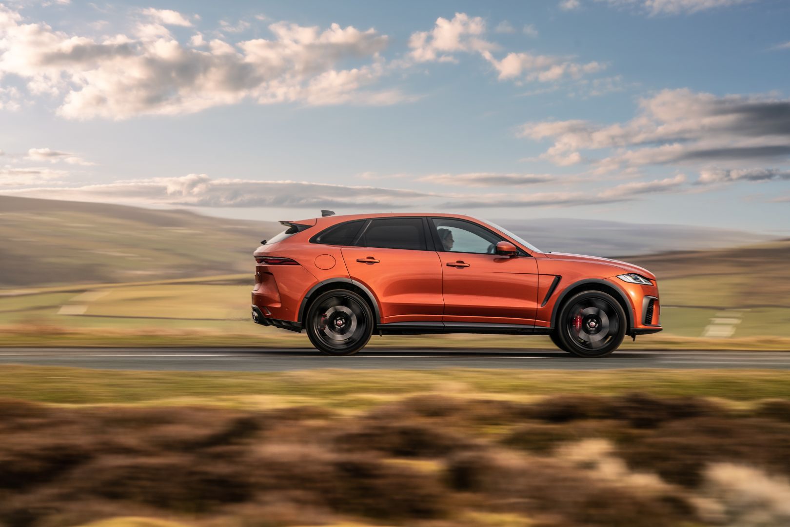 Jaguar F-Pace Svr photo 41