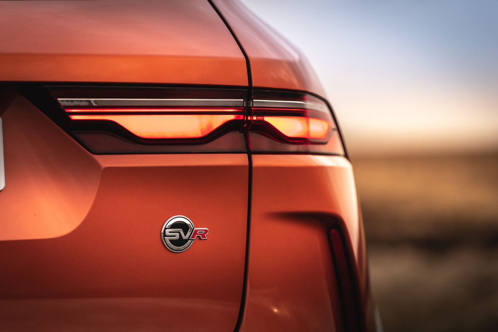 Jaguar F-Pace Svr photo 43