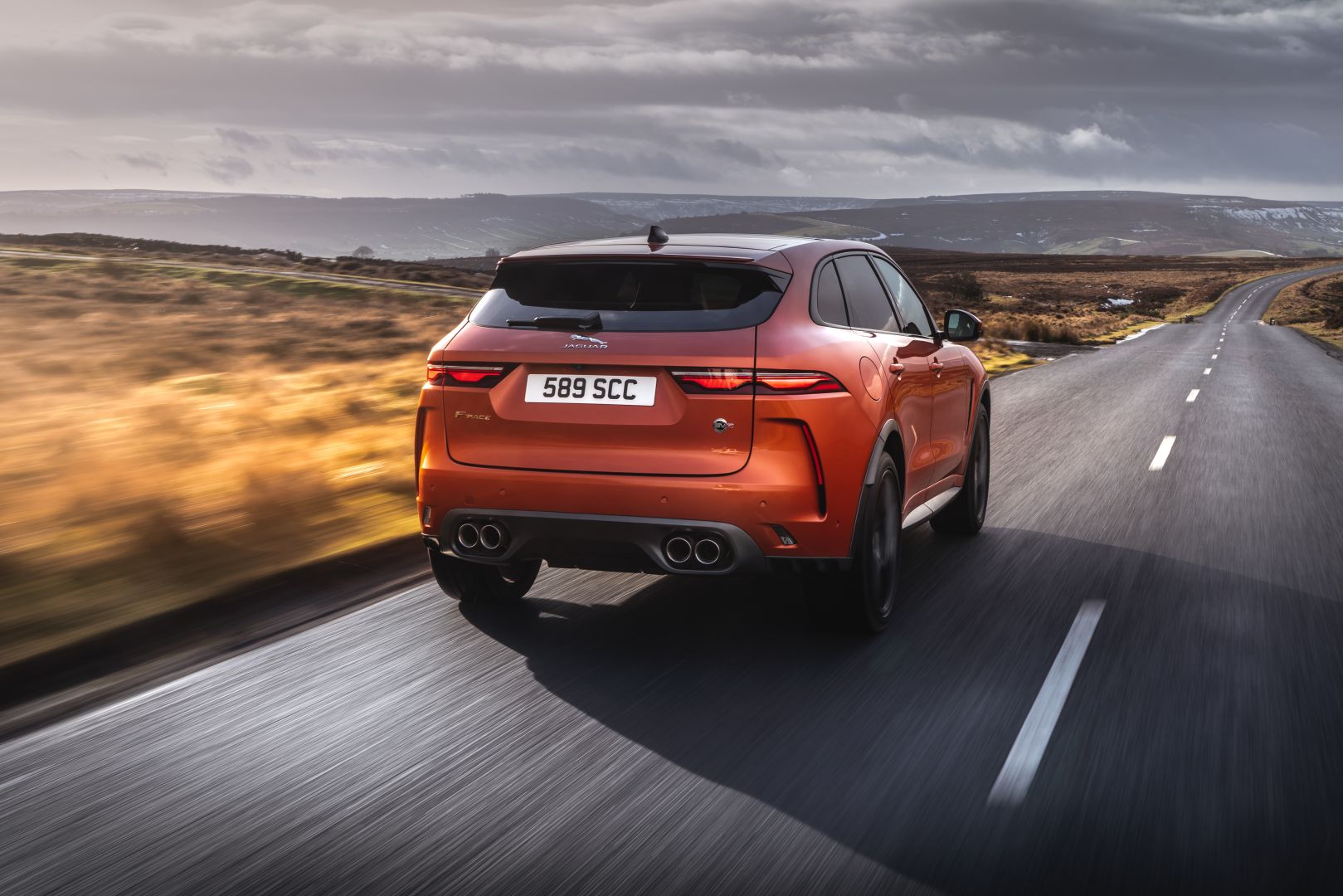 Jaguar F-Pace Svr photo 47