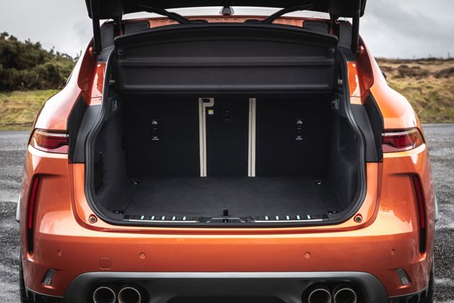 Jaguar F-Pace Svr photo 76