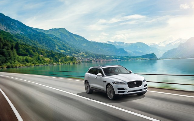 Jaguar F-Pace Foto 16