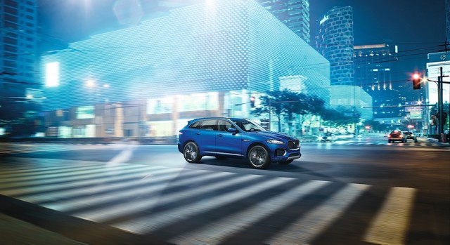 Jaguar F-Pace Foto 18