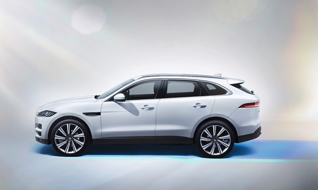 Jaguar F-Pace Foto 31