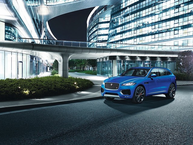 Jaguar F-Pace Foto 32