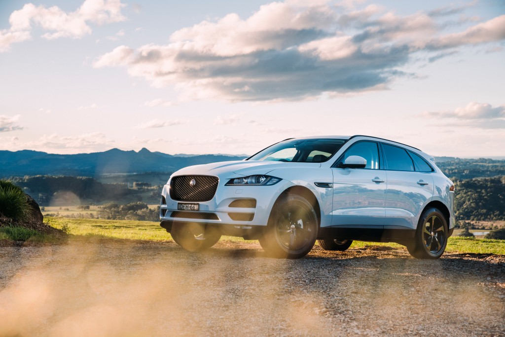 Jaguar F-Pace photo 41