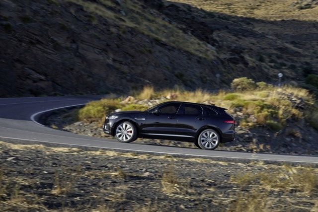 Jaguar F-Pace Foto 10