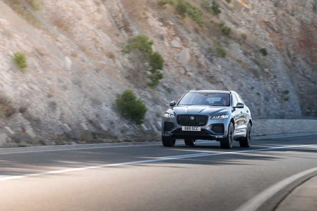 Jaguar F-Pace Foto 24