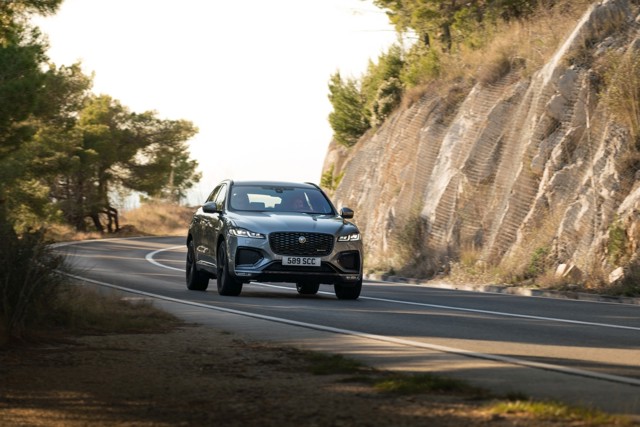 Jaguar F-Pace Foto 28