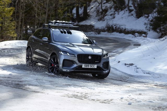 Jaguar F-Pace Foto 30