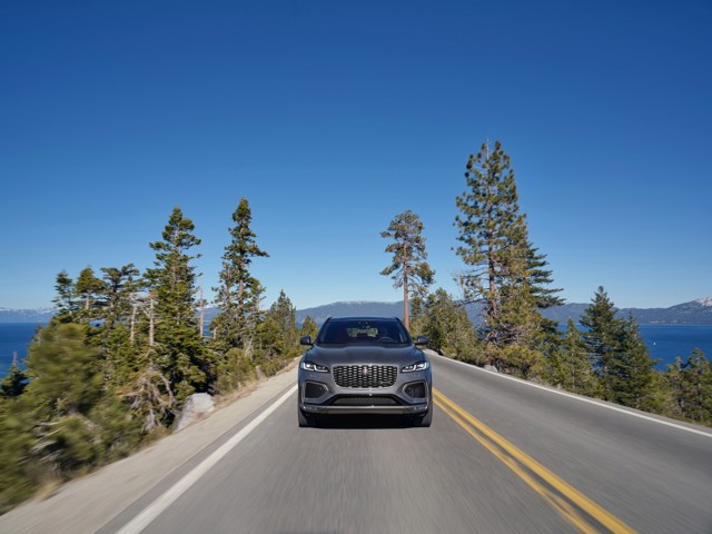 Jaguar F-Pace Foto 40