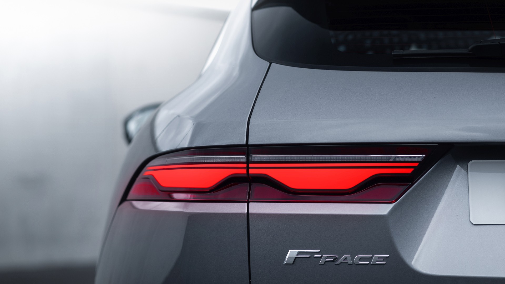 Jaguar F-Pace photo 53